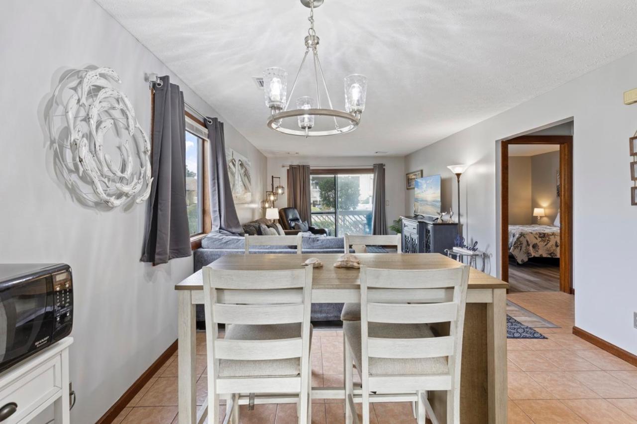 Spacious Modern Condo - 1St Floor - One Block To The Beach Myrtle Beach Exteriér fotografie
